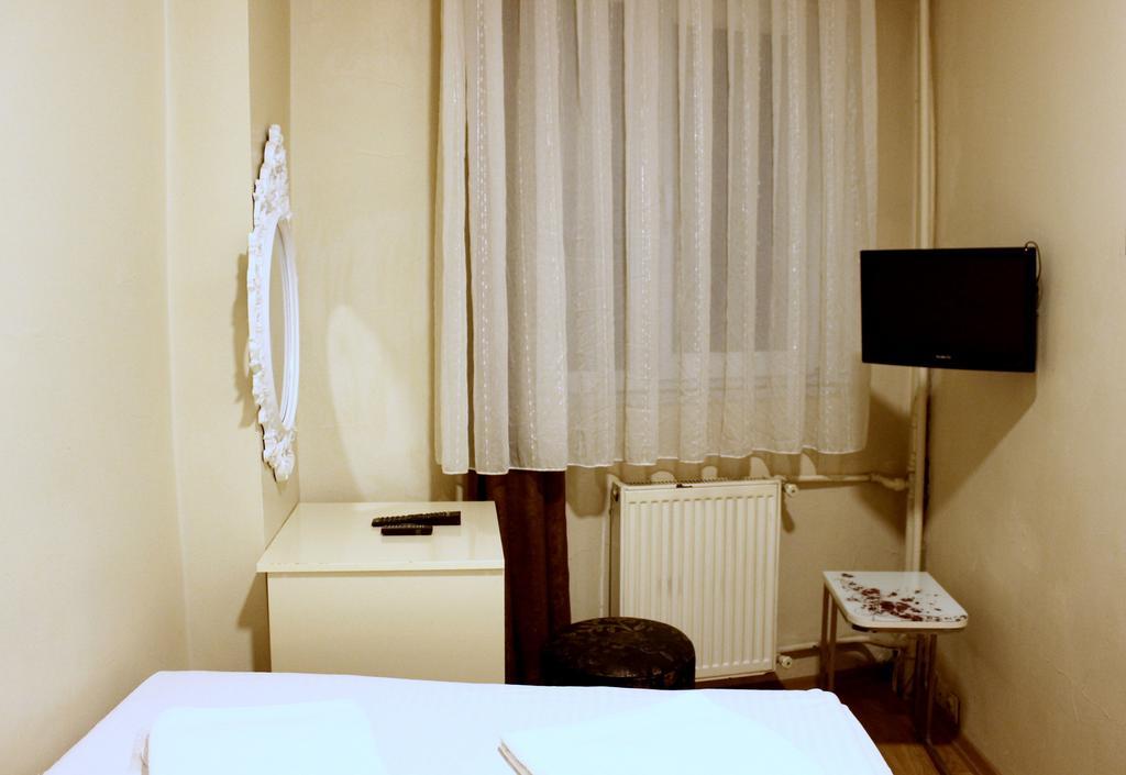 Simge Hotel Стамбул Экстерьер фото